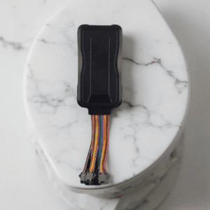 جهاز تتبع السيارات TR06